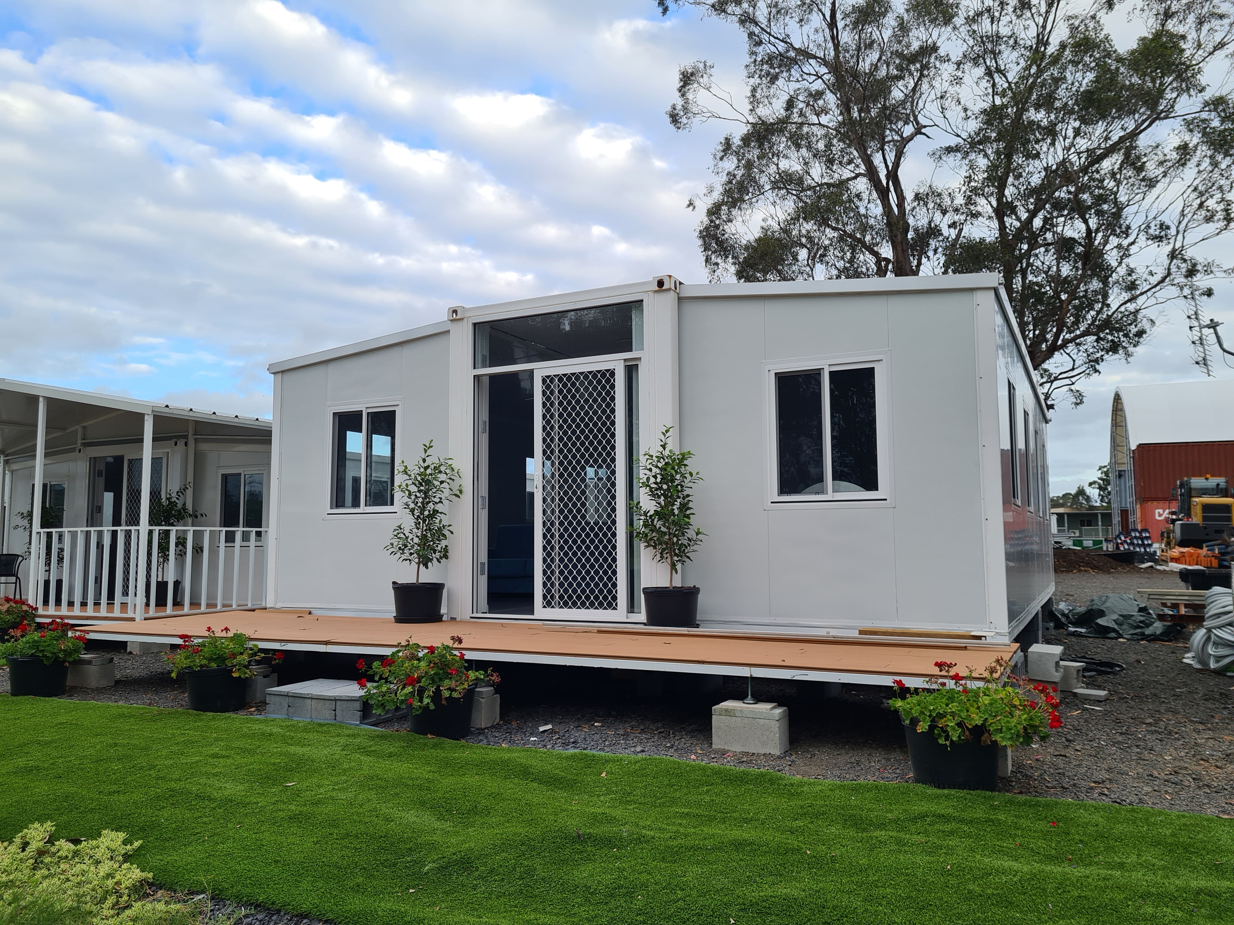 5 Reasons Why You Should Own A Container Home – Home Technology Club
